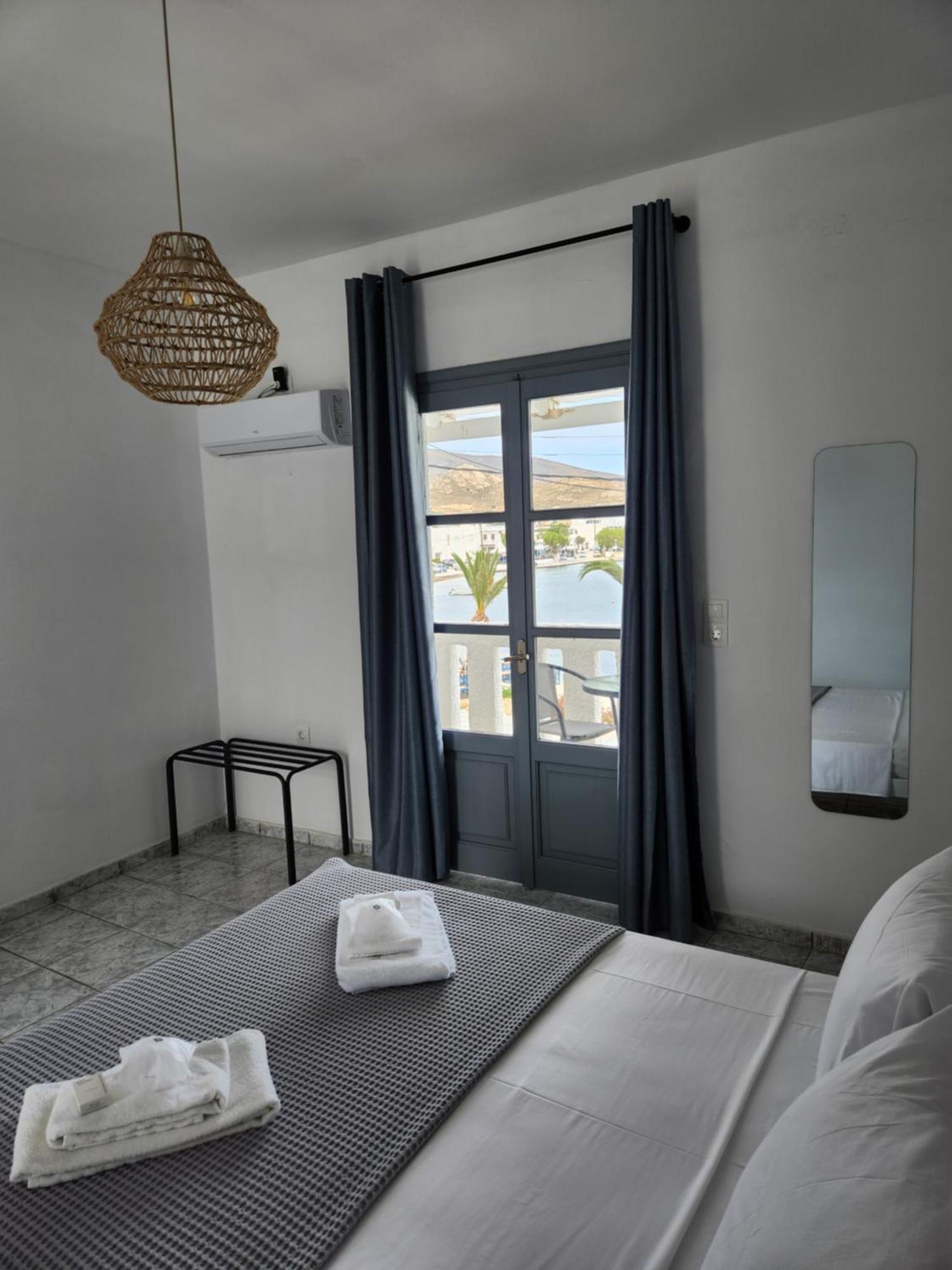 Eleios Hotel Serifos Livadi  Exteriér fotografie
