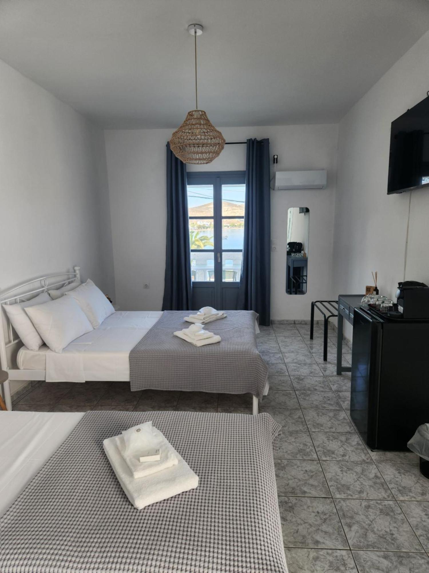 Eleios Hotel Serifos Livadi  Exteriér fotografie